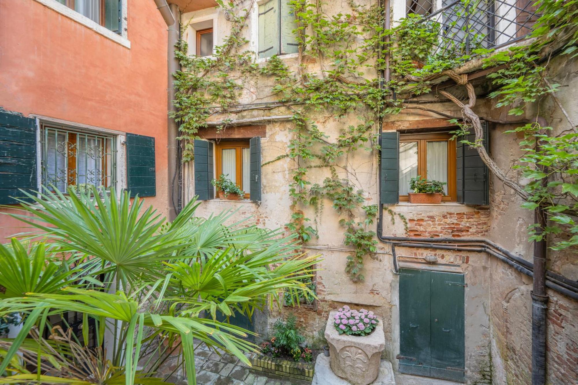 Apartamento Paruta Corte Nascosta